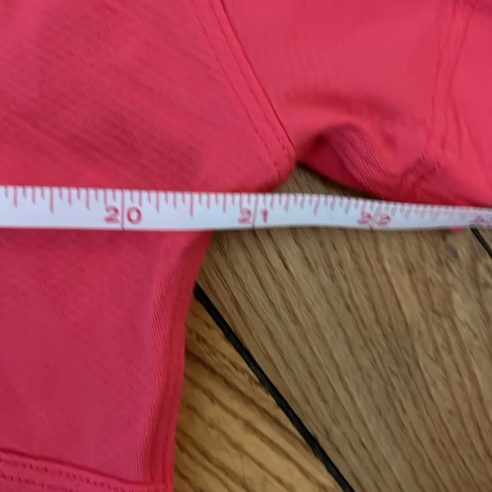 Lululemon Women's Pink Crop Top - Picture 5 of 7